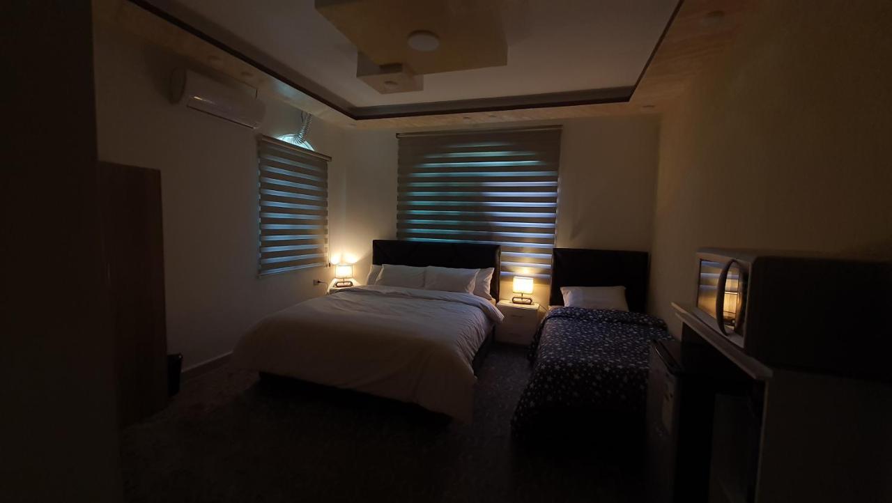 Hadrian'S Arch Hotel จีราช ภายนอก รูปภาพ